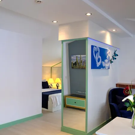 Sea View Hotel 3*