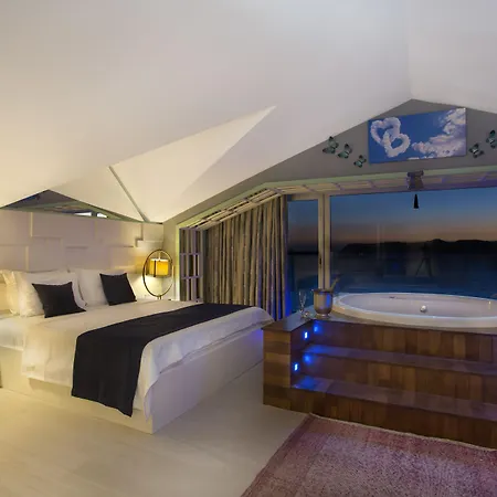 Sea View Hotel