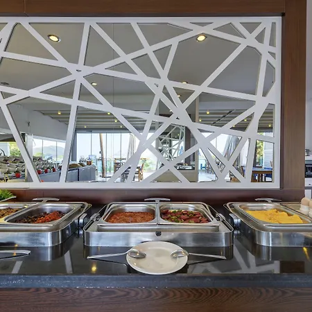Sea View Hotel 3*