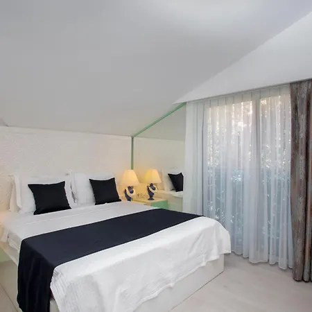 Hotel Sea View 3*