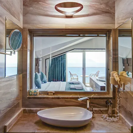 Sea View Ξενοδοχείο 3*