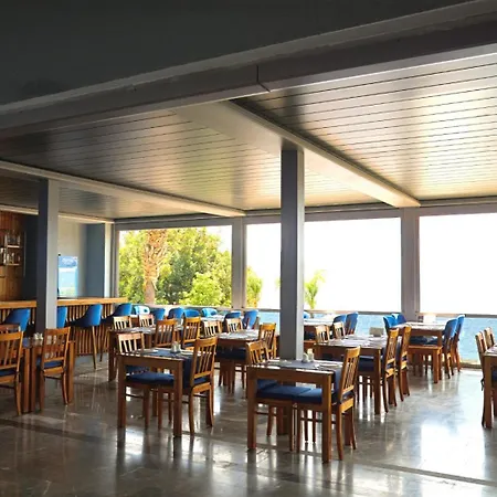 Sea View Hotel 3*